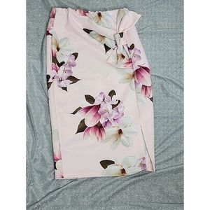 Floral Midi skirts